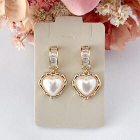 Brinco Coração Pérola e Zircônia-3cm